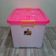 Container Plastik Hongta 175 Liter - tampak depan