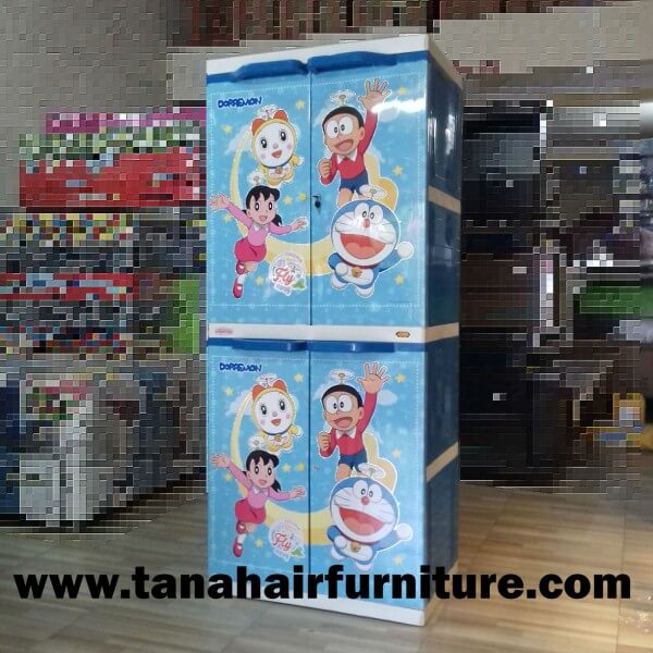  Lemari Plastik Naiba Doraemon tampak keseluruhan