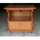 Rak TV Ven 50R - tampak dekat - warna beech
